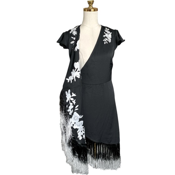 VENUS Black w/ White Embroidered Floral Asymmetric Fringe Wrap Midi Dress Size 8 - Picture 9 of 11